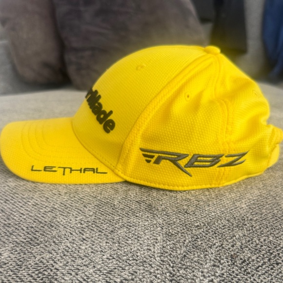 TaylorMade Bright Yellow Golf Cap - Picture 6 of 11
